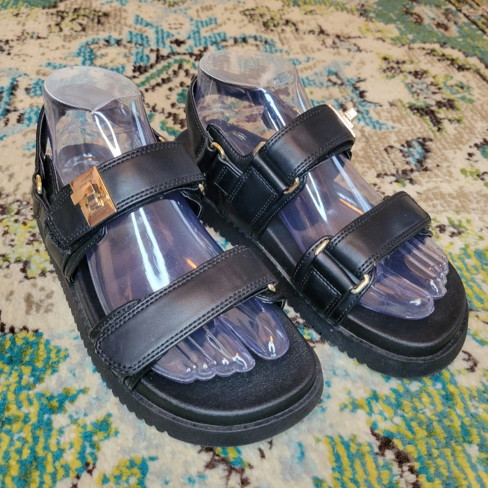 A New Day Jonie Gold Buckle Ankle Strap Mona Sandals, Size US 6.5 Womens‎